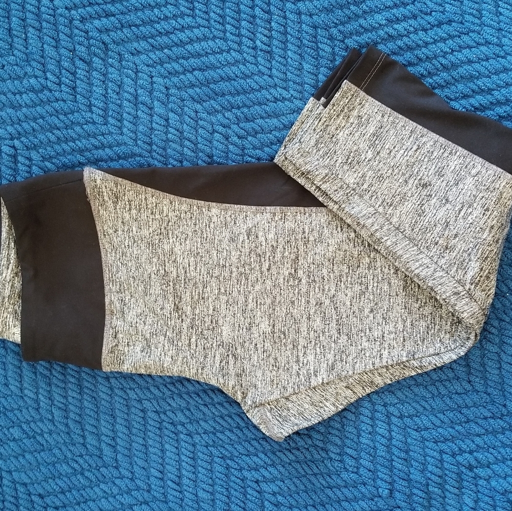 Lula Roe leggings - Picture 2 of 5